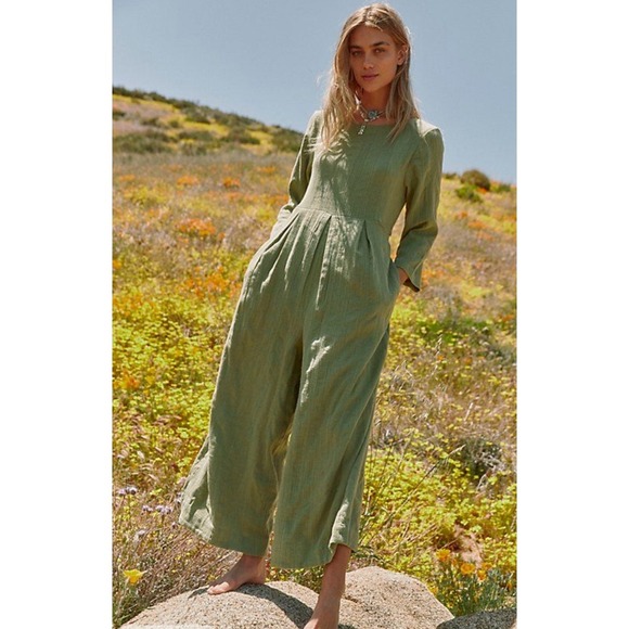 Free People Pants - FREE PEOPLE Giant Kelp Linen Blend Shiloh Jumpsuit Wide Leg Keyhole Size L NEW